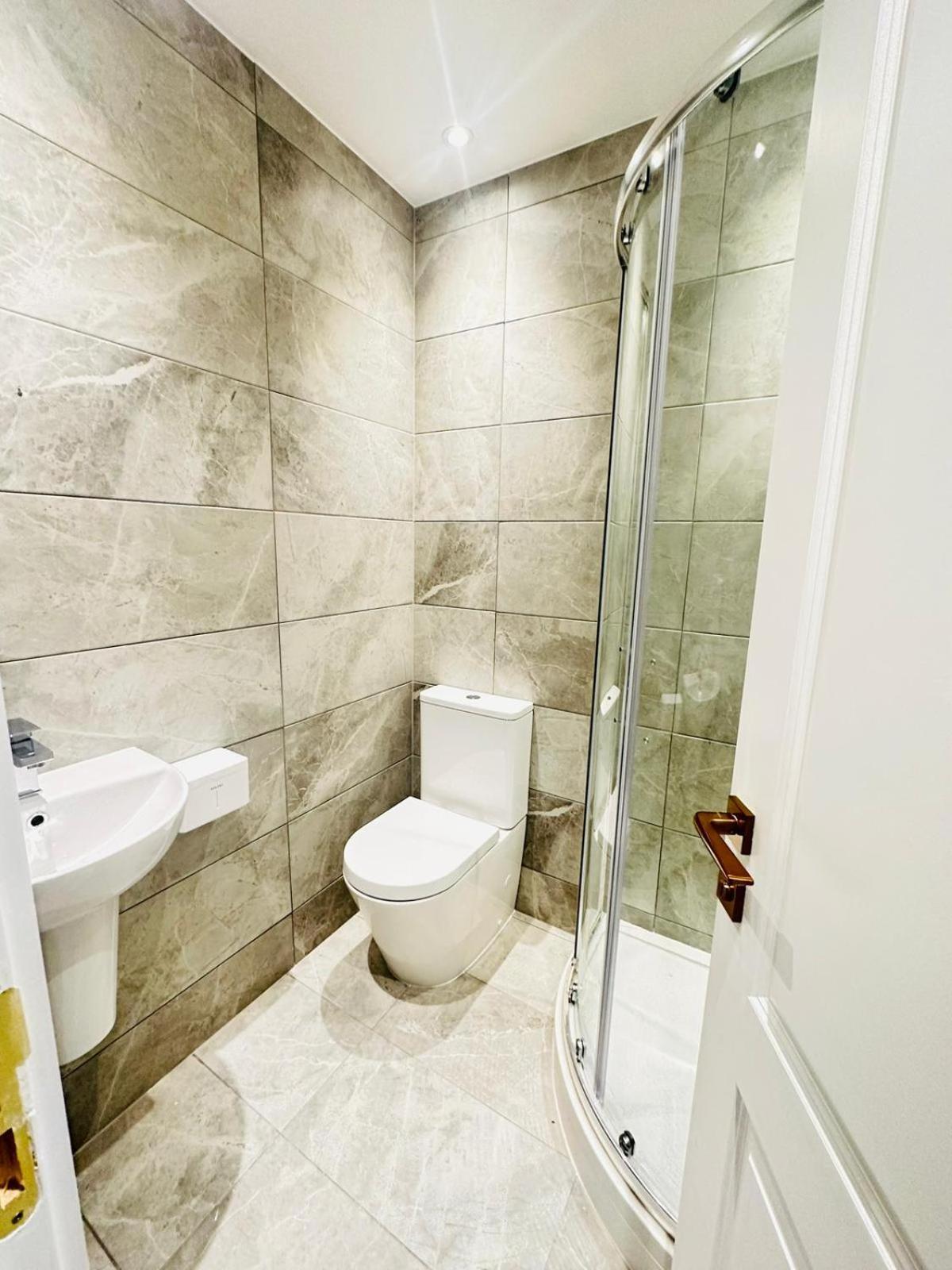 Studio 64 London Luaran gambar